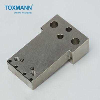 SKD61 Metal CNC Milling Machining Parts Tolerance 0.02mm ทนทาน