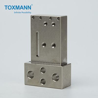 SKD61 Metal CNC Milling Machining Parts Tolerance 0.02mm ทนทาน
