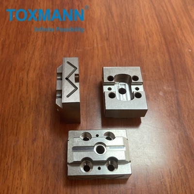 การแปรรูปเหล็กสแตนเลสความแม่นยํา CNC ตามสั่ง บริการแปรรูป CNC การหมุน